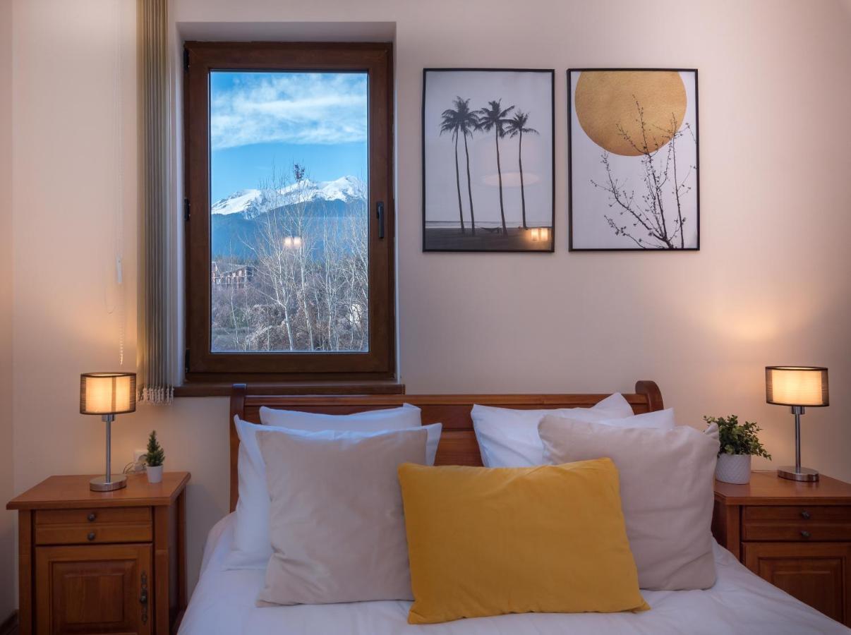 Charming Ski Apartments Near Gondola & Bar Street, Cedar Lodge 1 Complex Bansko Exteriör bild