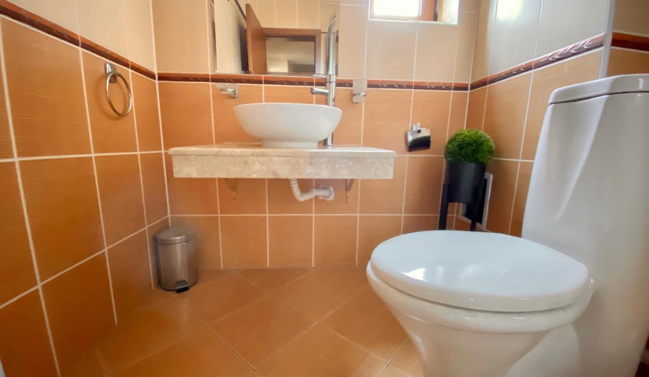 Charming Ski Apartments Near Gondola & Bar Street, Cedar Lodge 1 Complex Bansko Exteriör bild