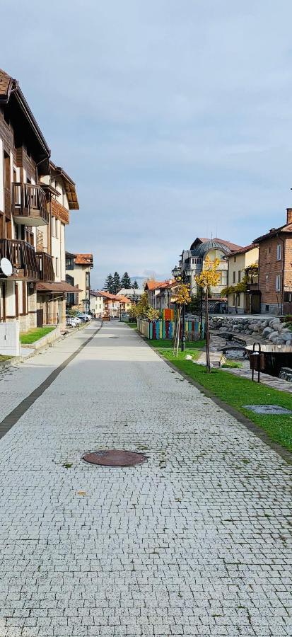 Charming Ski Apartments Near Gondola & Bar Street, Cedar Lodge 1 Complex Bansko Exteriör bild