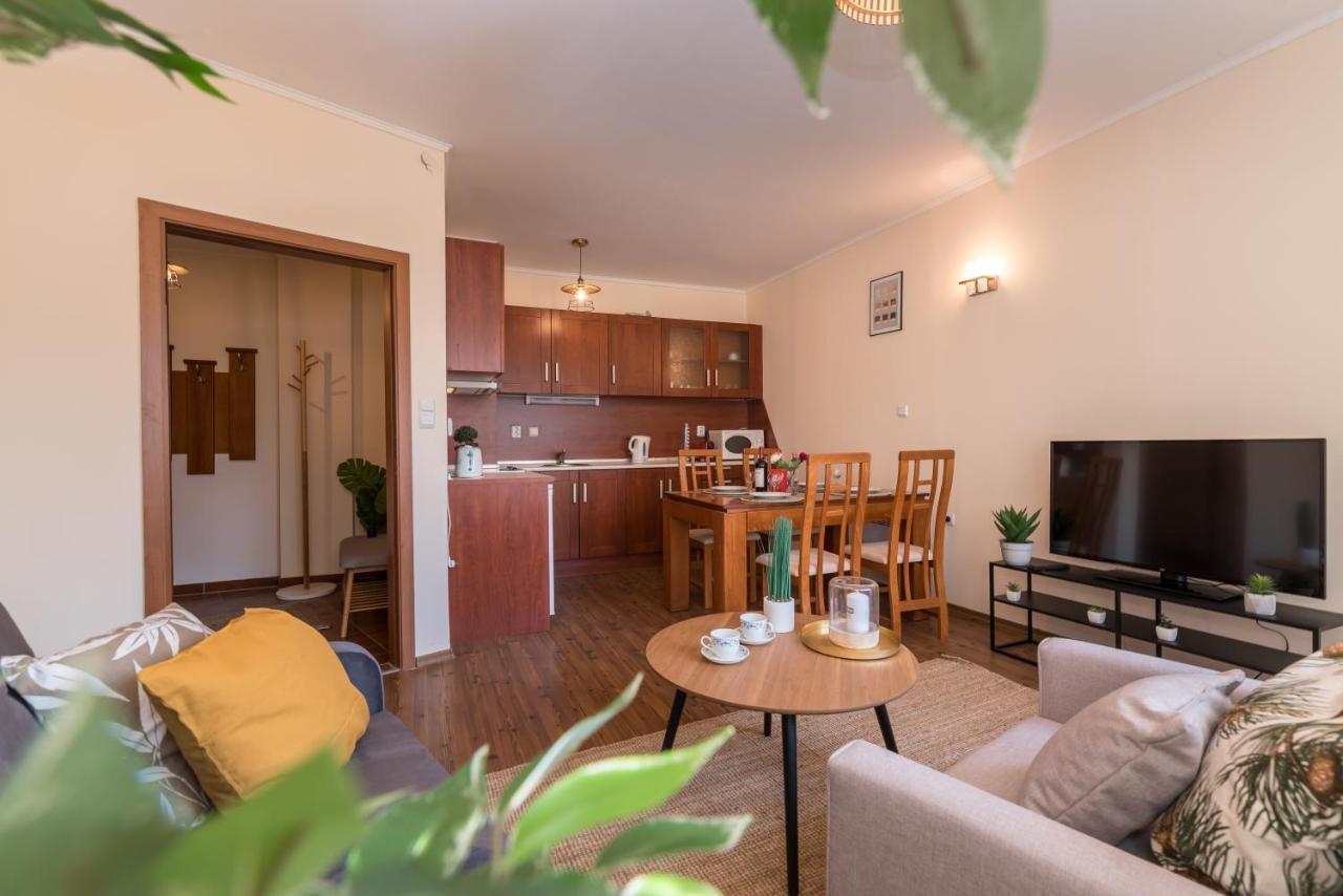 Charming Ski Apartments Near Gondola & Bar Street, Cedar Lodge 1 Complex Bansko Exteriör bild